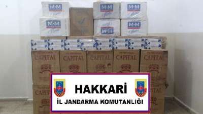 İnsansız hava aracının tespit etiği 2 minibüste kaçak sigara ele geçirildi