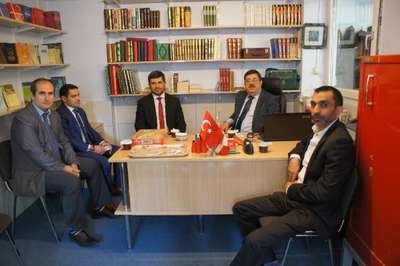 Büyükelçi Mehmet Dönmez'den yeni camiye destek sözü