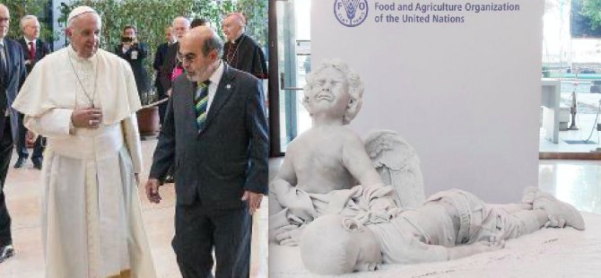 Papa'dan, Alan Kurdi heykeli hediyesi
