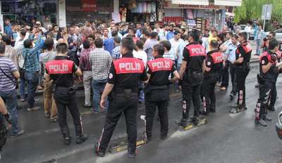 Şanlıurfa'da Suriyeli gerginliği: 3 yaralı