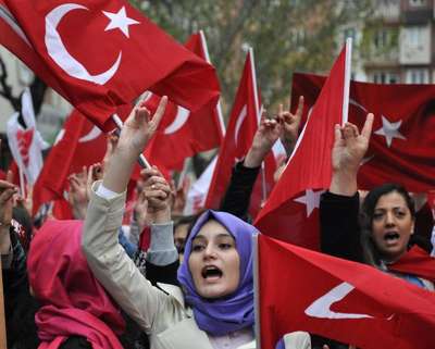 Sivas'ta 3 Mayıs Türkçülük Günü yürüyüşü