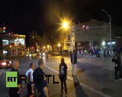 Baltimore polisinden protestocu gence sert müdahale