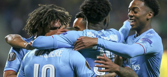 Özilli Arsenal 5 golle kazandı