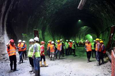 Fotoğraflar // Topbaş, Kratal Kaynarca Metro inşaatında...