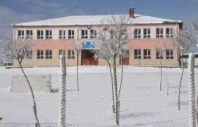 Siverek'te 25 okulda tatil kararı