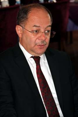 Eski Bakan Akdağ: Yargı arka çıkmasa, darbeler yapılamaz