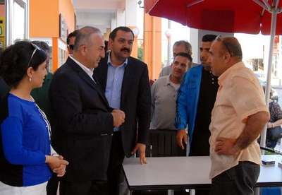 Bakan Çavuşoğlu: Asgari ücrete zam vaadi hayal satmaktır (2)