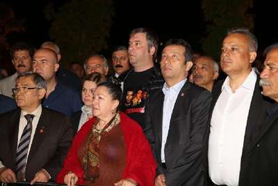 İzmir'de, Deniz Gezmiş ve arkadaşları anıldı