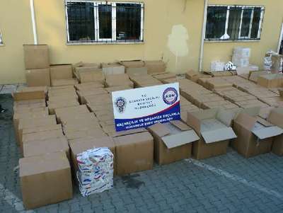 TIR'da 91 bin paket kaçak sigara ele geçirildi
