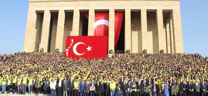 Fenerbahçeliler Anıtkabir'de