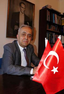 Kopenhag Büyükelçiliği’nde seçim sandıkları kilitli odada saklanacak