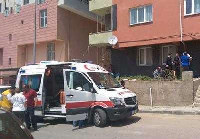 19 yaşındaki işşsiz genç bilgisayar kablosu ile kendisini asarak intihar etti