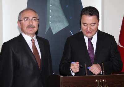 Babacan: Türkiye'de yatırımların yüzde 80'i özel sektörün