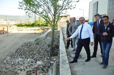 Vali Karaloğlu'ndan ‘sizi buraya gömerim'e, twitterden açıklama