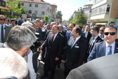 Bakan Işık: Destek sürerse yerli otomobil, yerli savaş uçağı yapacağız (2)