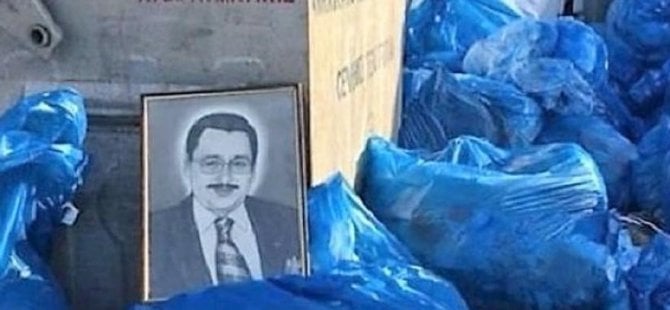 Melih Gökçek'i çöpe attılar