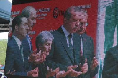 Cumhurbaşkanı Erdoğan, Kosova'da Mehmet Akif Ersoy Camii açılışına canlı bağlantıyla katıldı