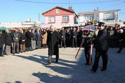 Düşmanın Gelibolu'yu terk edişinin 99'uncu yılı kutlandı