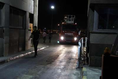 Habur gümrük sahasında araç yangını korkuttu