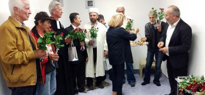 Bavyera’daki şehir hastanesine mescit açıldı