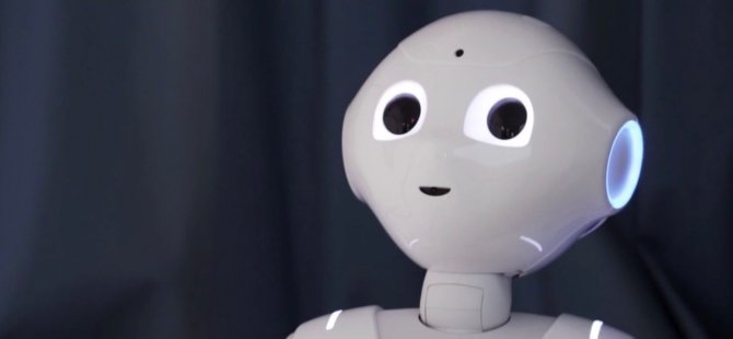 Frankfurt'ta robot profesör ders anlattı