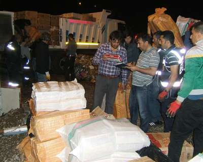 Atık kağıtlar arasında 150 bin paket kaçak sigara