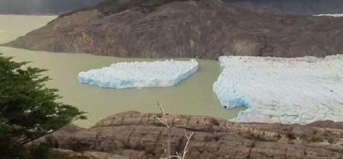 Antartika'da dev bir parça daha koptu