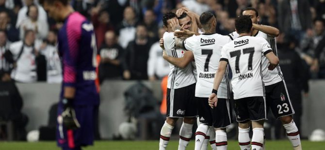 Yılın son derbisinde kazanan Beşiktaş