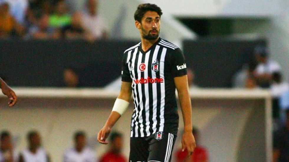 Gurbetçi futbolcunun yüzü Beşiktaş'ta güldü