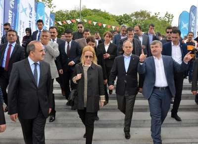 Bakan Kılıç: Türkiye'deki muhalefet liderleri de İngiltere'dekiler gibi söz versin (2)