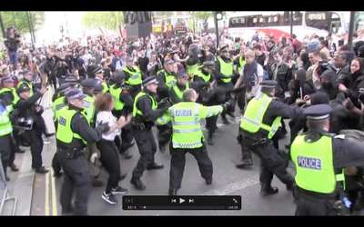Londra’da protestoculara polis müdahalesi
