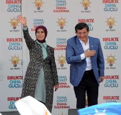 Davutoğlu: Annelerin ağlamaması için gece gündüz çalışacağız