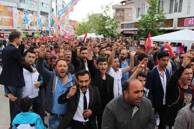 Bolu'da 2 kişi bıçaklandı, HDP İl Başkanı ve 11 kişi gözaltında (2)