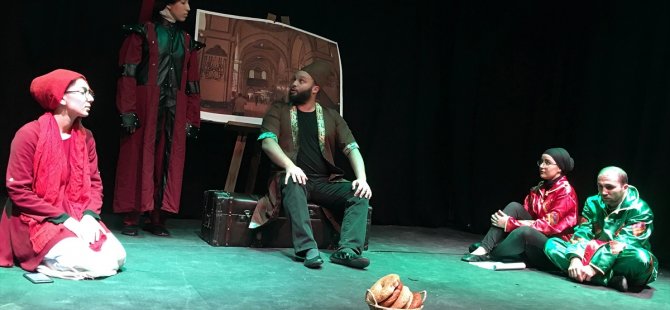 Fransızca ‘Hacivat ve Karagöz’e yoğun ilgi