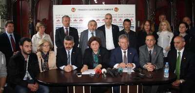 Trabzon'da CHP aracını taşlayıp camını kırdılar, karakol önünde lastiğini kestiler