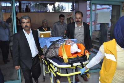 Yumurta yüklü minibüs devrildi: 2 yaralı