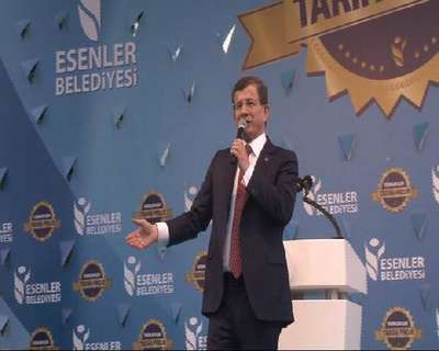 Başbakan Davutoğlu Esenler'de konuştu