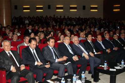 Müsteşar: Hatay'daki mozaiklere biri taş attı, 40 akıllı çıkarmaya çalışıyoruz