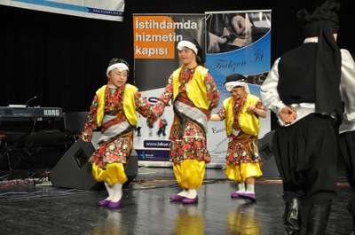 Engelliler Haftası, Trabzon’da horon ve kolbastıyla kutlandı