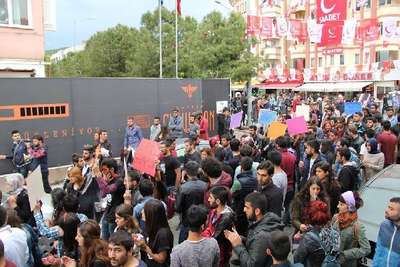 Muğla Üniversitesi'nde çıkan olaylarda 10 öğrenci yaralandı