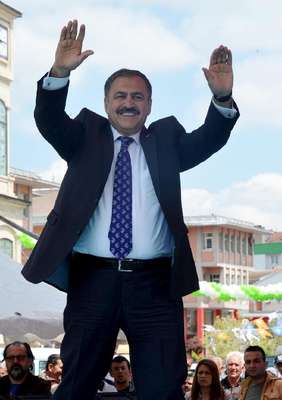 Bakan Eroğlu: Onların döneminde bir antibiyotik kaç liraymış