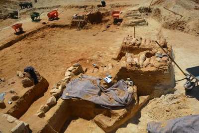 Sinop’ta 2 bin 500 yıllık antik mezarlık gün yüzüne çıktı