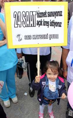 SES Kayseri Şube üyeleri kreş istedi
