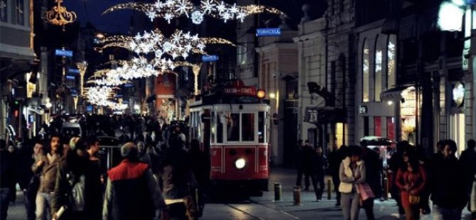 Türkiye, yeni yıla evde girdi