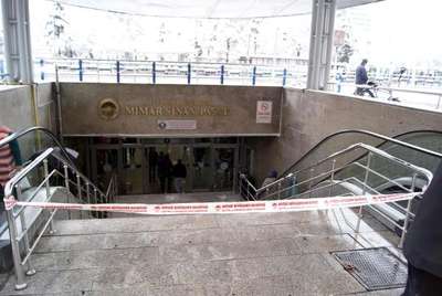 Kayseri’de merdiven kazalarına karşı şerit önlemi
