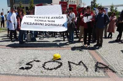 Kocaeli Üniversitesi öğrencilerinden Soma protestosu