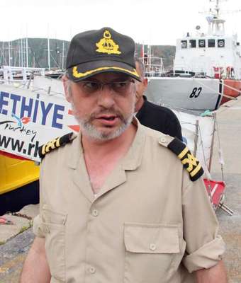 Libya'da vurulan gemi kaptanının cenazesi Anamur'a gönderildi (2)