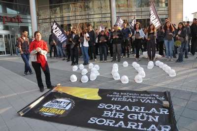 Eskişehir'de 300 kişi Soma'da ölenler için yürüdü