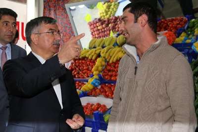 Bakan Yılmaz: Onlar için seçim dönemi vaat mevsimidir