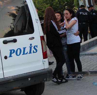 Bıçakla kovalanan kızın gözyaşları